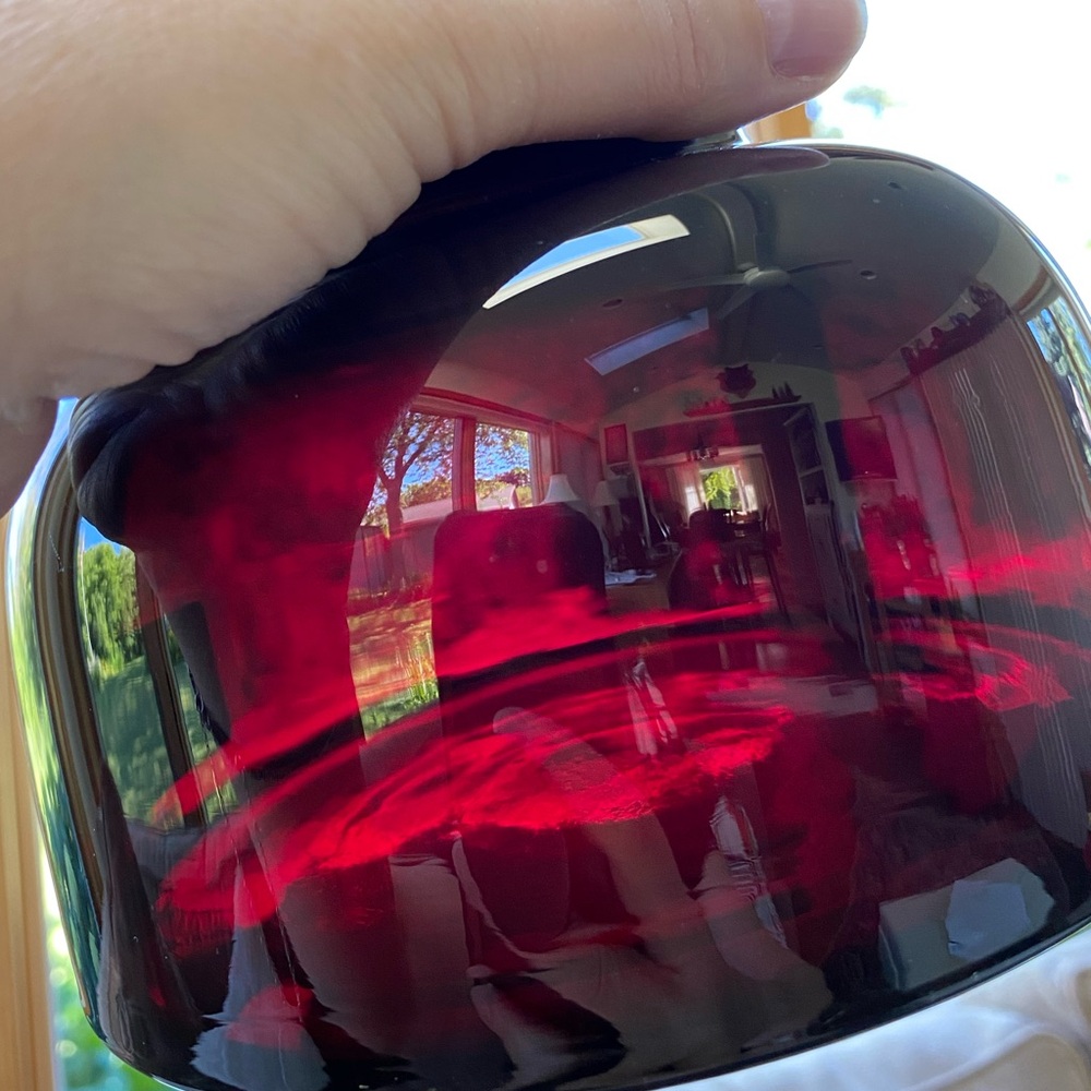 Post-Modern Tarnowiec ruby black art glass vase - Picture 4 of 9